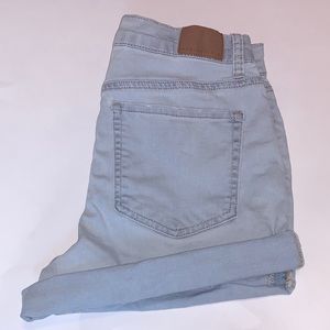 Aeropostale high waisted light wash denim shorts